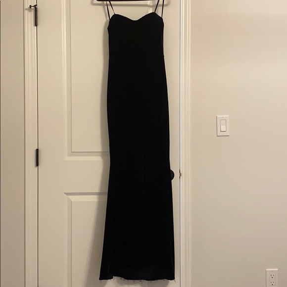 Navy blue velvet gown - Picture 1 of 2